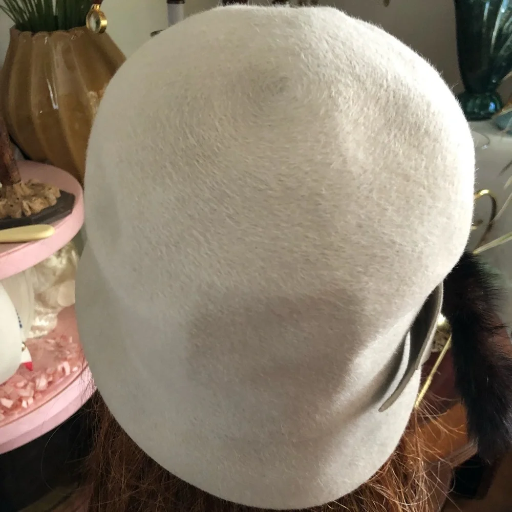 Vintage Gray Wool Hat with Mink Embellishment - Picture 8 of 11